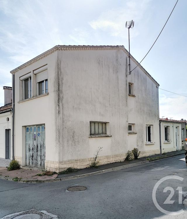 Afficher la photo en grand maison à vendre - 4 pièces - 97.53 m2 - ROCHEFORT - 17 - POITOU-CHARENTES - Century 21 L'Arsenal
