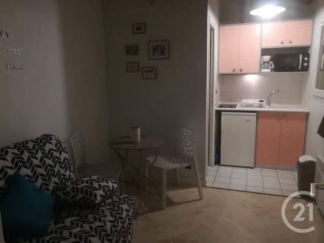 Afficher la photo en grand immeuble à vendre - 65.34 m2 - ROCHEFORT - 17 - POITOU-CHARENTES - Century 21 L'Arsenal