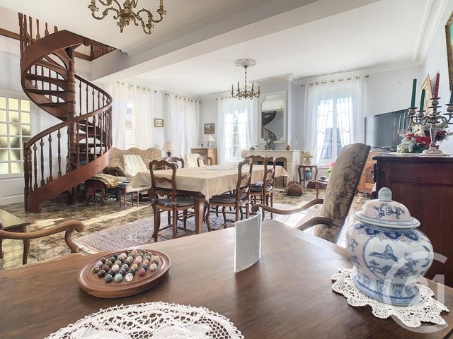 maison à vendre - 10 pièces - 297.0 m2 - BREUIL MAGNE - 17 - POITOU-CHARENTES - Century 21 L'Arsenal