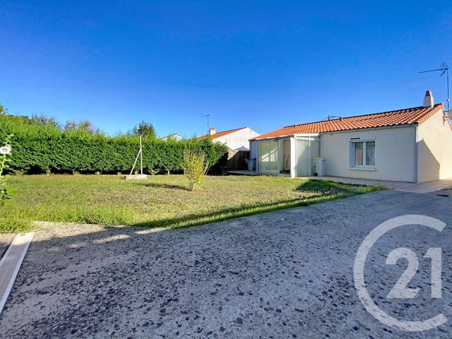 maison à vendre - 4 pièces - 92.84 m2 - TONNAY CHARENTE - 17 - POITOU-CHARENTES - Century 21 L'Arsenal