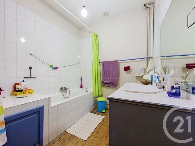 maison à vendre - 5 pièces - 120.08 m2 - ROCHEFORT - 17 - POITOU-CHARENTES - Century 21 L'Arsenal