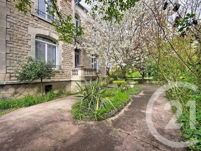 maison à vendre - 9 pièces - 239.0 m2 - ROCHEFORT - 17 - POITOU-CHARENTES - Century 21 L'Arsenal