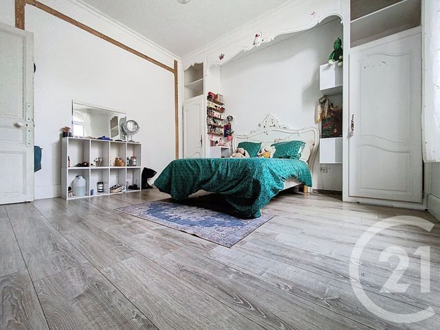 maison à vendre - 9 pièces - 239.0 m2 - ROCHEFORT - 17 - POITOU-CHARENTES - Century 21 L'Arsenal