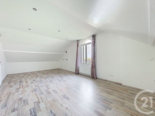 maison à vendre - 9 pièces - 239.0 m2 - ROCHEFORT - 17 - POITOU-CHARENTES - Century 21 L'Arsenal