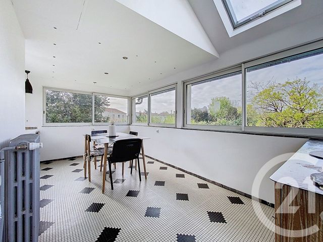 maison à vendre - 9 pièces - 239.0 m2 - ROCHEFORT - 17 - POITOU-CHARENTES - Century 21 L'Arsenal