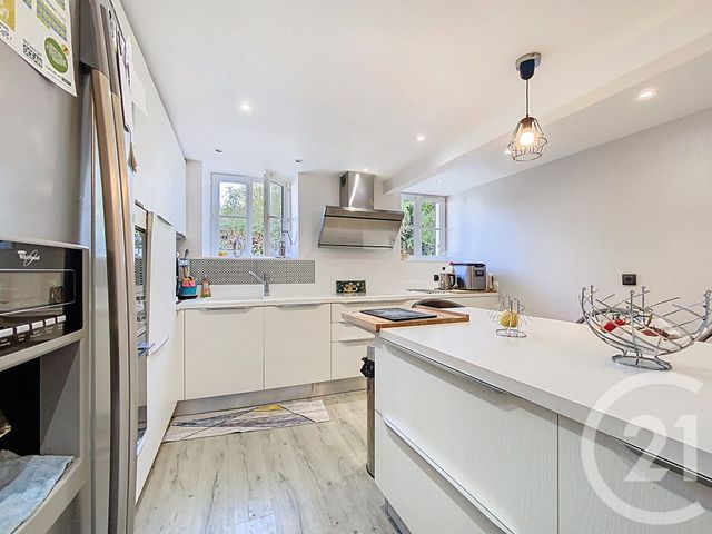 maison à vendre - 7 pièces - 220.0 m2 - TONNAY CHARENTE - 17 - POITOU-CHARENTES - Century 21 L'Arsenal