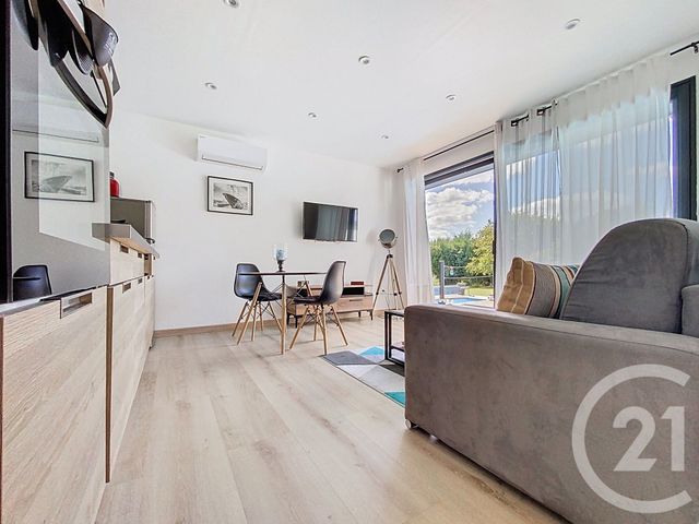 maison à vendre - 7 pièces - 220.0 m2 - TONNAY CHARENTE - 17 - POITOU-CHARENTES - Century 21 L'Arsenal