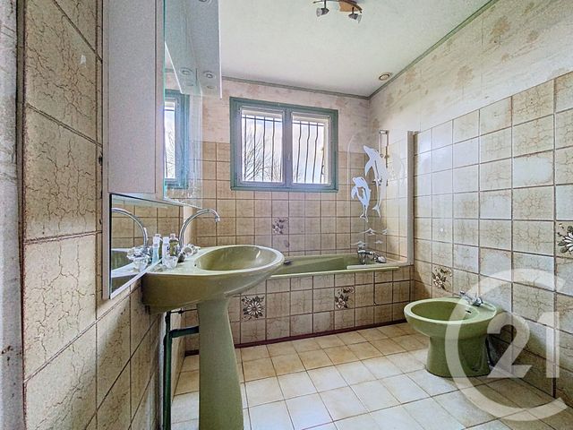 maison à vendre - 4 pièces - 91.5 m2 - ROCHEFORT - 17 - POITOU-CHARENTES - Century 21 L'Arsenal