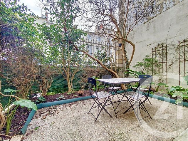 Appartement F2 à vendre - 2 pièces - 38.0 m2 - ROCHEFORT - 17 - POITOU-CHARENTES - Century 21 L'Arsenal
