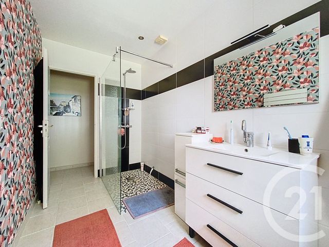 maison à vendre - 5 pièces - 123.0 m2 - ROCHEFORT - 17 - POITOU-CHARENTES - Century 21 L'Arsenal