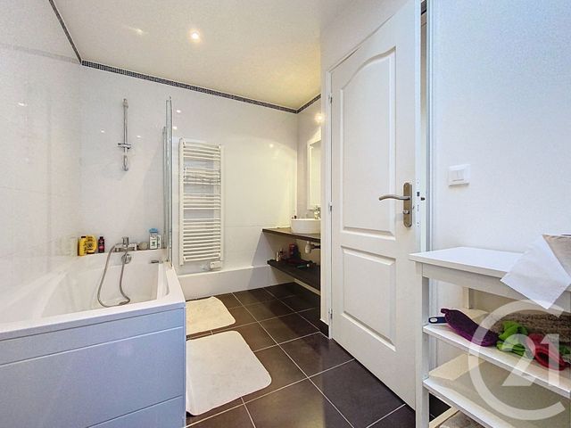 maison à vendre - 7 pièces - 185.49 m2 - ROCHEFORT - 17 - POITOU-CHARENTES - Century 21 L'Arsenal