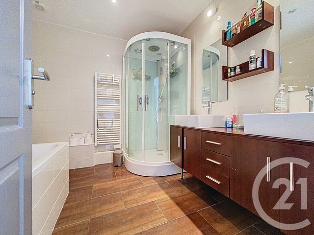 maison à vendre - 7 pièces - 185.49 m2 - ROCHEFORT - 17 - POITOU-CHARENTES - Century 21 L'Arsenal