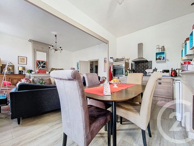 Appartement F4 à vendre - 4 pièces - 98.4 m2 - ROCHEFORT - 17 - POITOU-CHARENTES - Century 21 L'Arsenal
