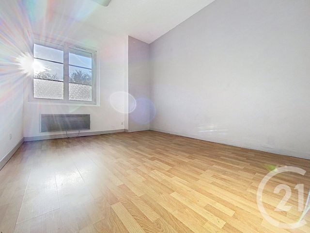 Appartement F4 à vendre - 4 pièces - 80.0 m2 - ROCHEFORT - 17 - POITOU-CHARENTES - Century 21 L'Arsenal