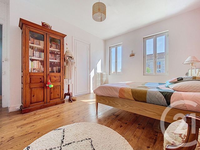 maison à vendre - 7 pièces - 166.0 m2 - ROCHEFORT - 17 - POITOU-CHARENTES - Century 21 L'Arsenal