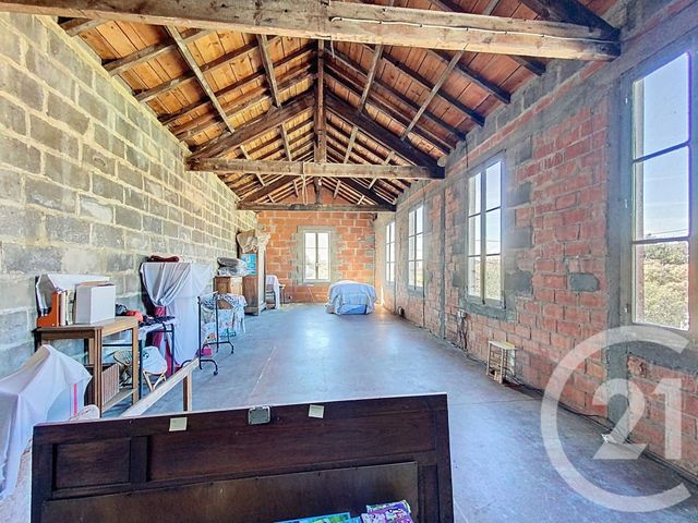 maison à vendre - 7 pièces - 166.0 m2 - ROCHEFORT - 17 - POITOU-CHARENTES - Century 21 L'Arsenal