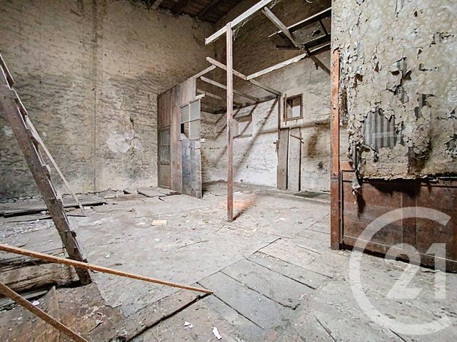 Appartement à vendre - 2 pièces - 130.39 m2 - ROCHEFORT - 17 - POITOU-CHARENTES - Century 21 L'Arsenal