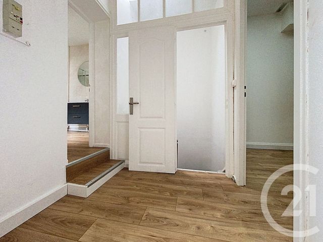 Appartement F2 à vendre - 2 pièces - 53.0 m2 - ROCHEFORT - 17 - POITOU-CHARENTES - Century 21 L'Arsenal