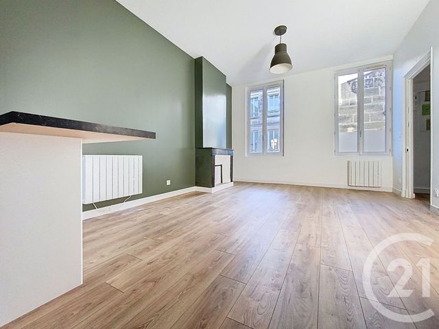 Appartement F2 à vendre - 2 pièces - 53.0 m2 - ROCHEFORT - 17 - POITOU-CHARENTES - Century 21 L'Arsenal