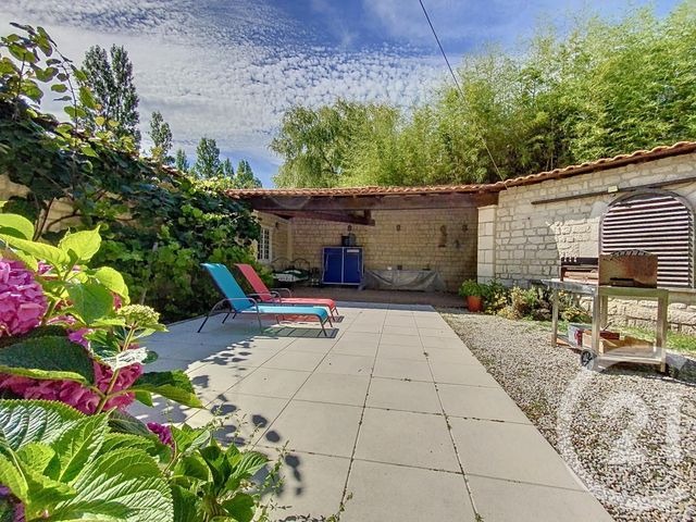 maison à vendre - 8 pièces - 190.0 m2 - TONNAY CHARENTE - 17 - POITOU-CHARENTES - Century 21 L'Arsenal