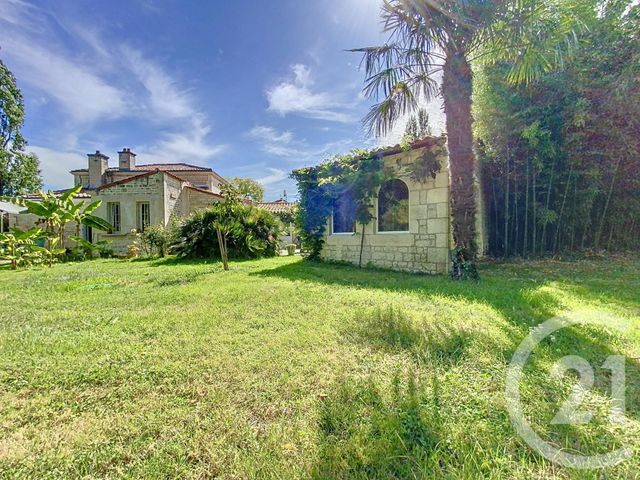 maison à vendre - 8 pièces - 190.0 m2 - TONNAY CHARENTE - 17 - POITOU-CHARENTES - Century 21 L'Arsenal