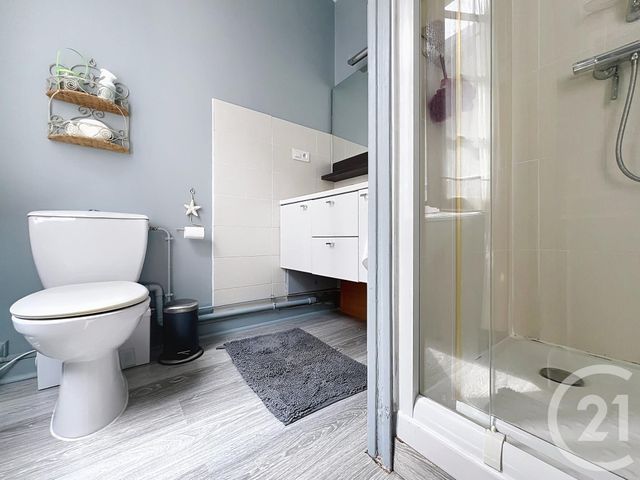 Appartement F3 à vendre - 3 pièces - 72.0 m2 - ROCHEFORT - 17 - POITOU-CHARENTES - Century 21 L'Arsenal