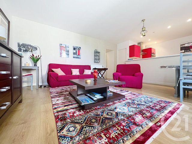 Appartement F3 à vendre - 3 pièces - 72.0 m2 - ROCHEFORT - 17 - POITOU-CHARENTES - Century 21 L'Arsenal