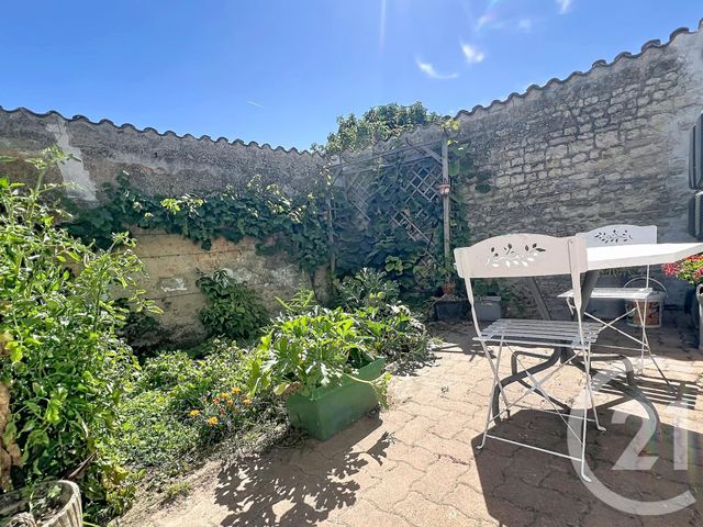 maison à vendre - 4 pièces - 112.63 m2 - PUYROLLAND - 17 - POITOU-CHARENTES - Century 21 L'Arsenal