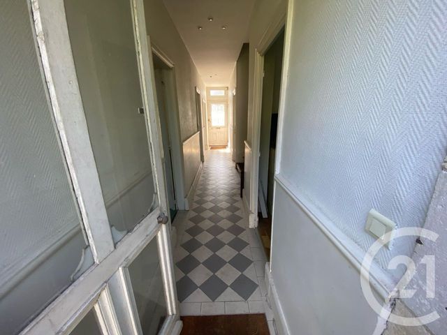 maison à vendre - 8 pièces - 121.0 m2 - ROCHEFORT - 17 - POITOU-CHARENTES - Century 21 L'Arsenal