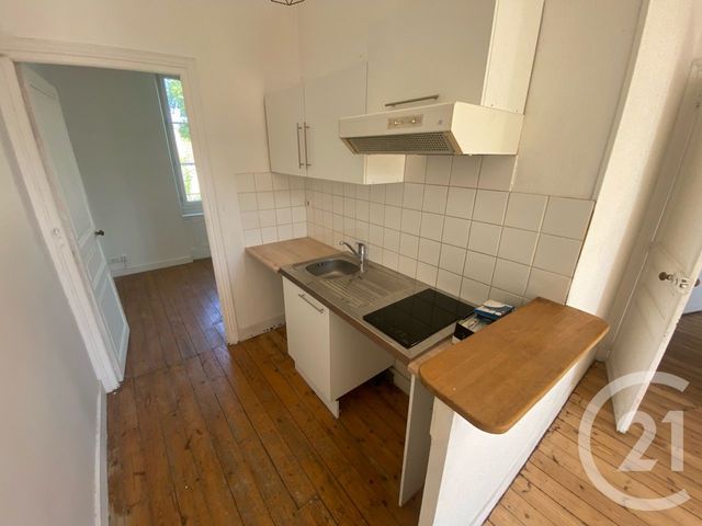 maison à vendre - 8 pièces - 121.0 m2 - ROCHEFORT - 17 - POITOU-CHARENTES - Century 21 L'Arsenal