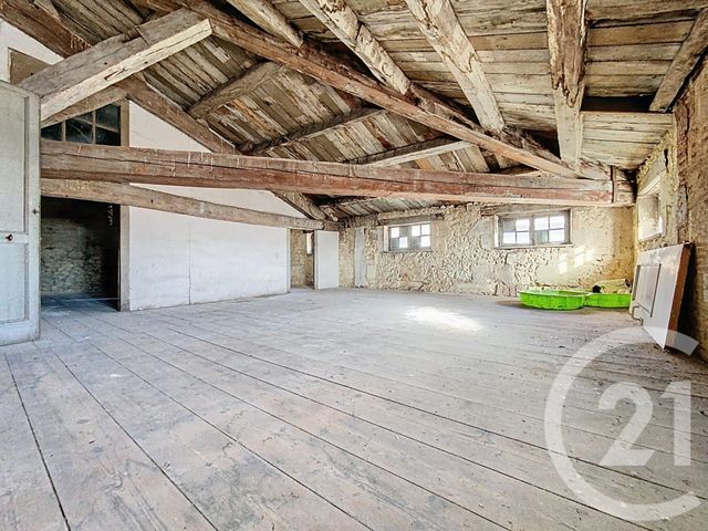 Appartement F4 à vendre - 4 pièces - 127.05 m2 - ROCHEFORT - 17 - POITOU-CHARENTES - Century 21 L'Arsenal