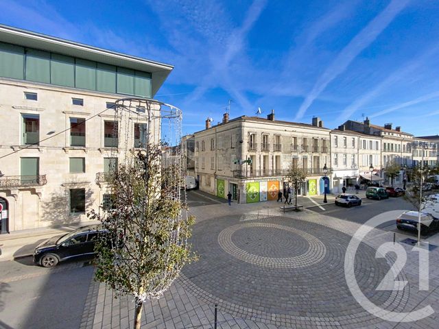 Appartement F4 à vendre - 4 pièces - 127.05 m2 - ROCHEFORT - 17 - POITOU-CHARENTES - Century 21 L'Arsenal