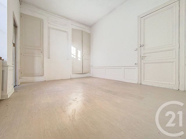 Appartement F4 à vendre - 4 pièces - 127.05 m2 - ROCHEFORT - 17 - POITOU-CHARENTES - Century 21 L'Arsenal