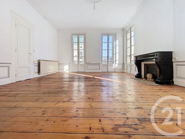 Appartement F4 à vendre - 4 pièces - 127.05 m2 - ROCHEFORT - 17 - POITOU-CHARENTES - Century 21 L'Arsenal