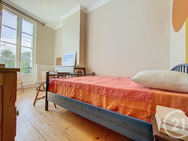Appartement F5 à vendre - 5 pièces - 113.0 m2 - ROCHEFORT - 17 - POITOU-CHARENTES - Century 21 L'Arsenal
