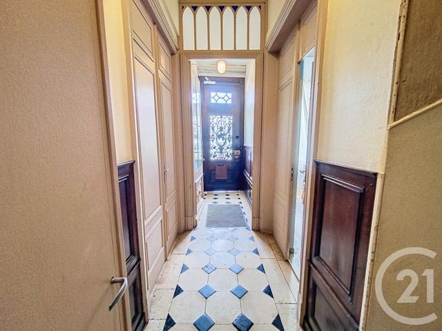 Appartement F5 à vendre - 5 pièces - 113.0 m2 - ROCHEFORT - 17 - POITOU-CHARENTES - Century 21 L'Arsenal