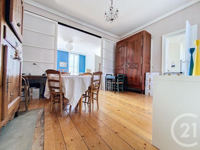 Appartement F5 à vendre - 5 pièces - 113.0 m2 - ROCHEFORT - 17 - POITOU-CHARENTES - Century 21 L'Arsenal