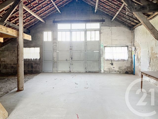 maison à vendre - 1 pièce - 150.0 m2 - PORT DES BARQUES - 17 - POITOU-CHARENTES - Century 21 L'Arsenal