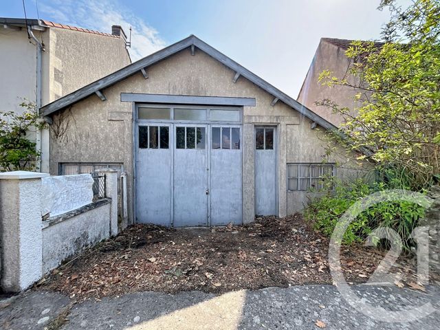 maison à vendre - 1 pièce - 150.0 m2 - PORT DES BARQUES - 17 - POITOU-CHARENTES - Century 21 L'Arsenal