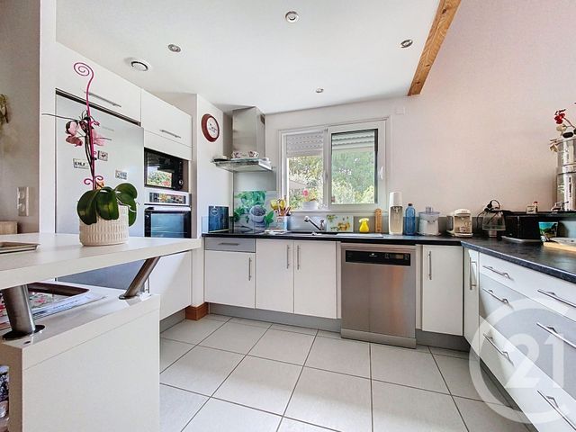 maison à vendre - 5 pièces - 130.0 m2 - VERGEROUX - 17 - POITOU-CHARENTES - Century 21 L'Arsenal