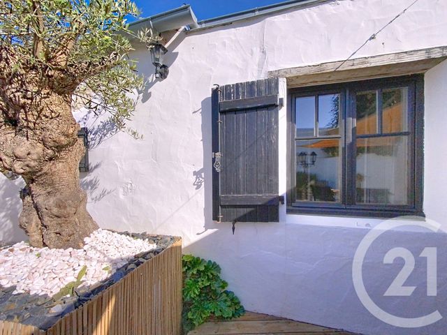 maison à vendre - 5 pièces - 140.0 m2 - ST NAZAIRE SUR CHARENTE - 17 - POITOU-CHARENTES - Century 21 L'Arsenal