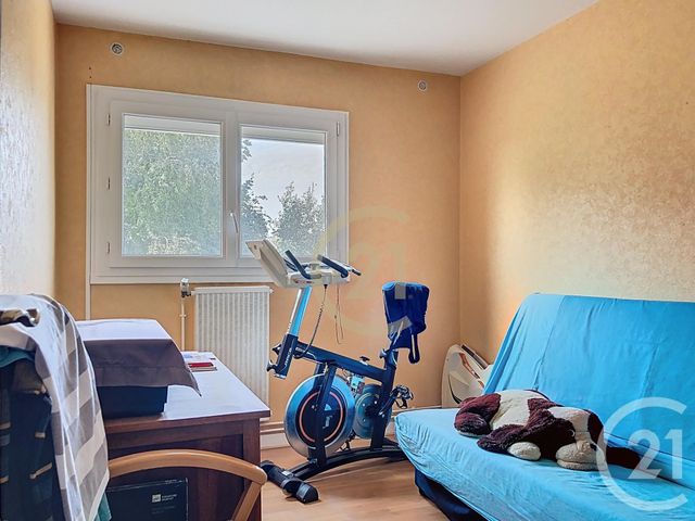 Appartement F4 à vendre - 5 pièces - 90.0 m2 - ROCHEFORT - 17 - POITOU-CHARENTES - Century 21 L'Arsenal