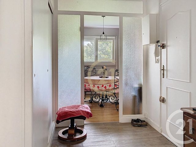 Appartement F4 à vendre - 5 pièces - 90.0 m2 - ROCHEFORT - 17 - POITOU-CHARENTES - Century 21 L'Arsenal