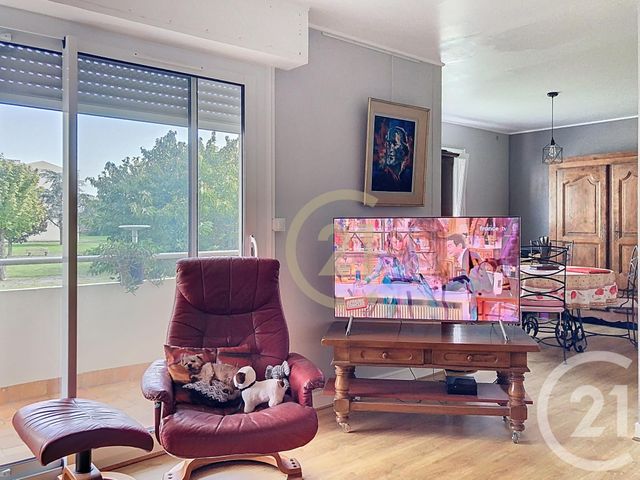 Appartement F4 à vendre - 5 pièces - 90.0 m2 - ROCHEFORT - 17 - POITOU-CHARENTES - Century 21 L'Arsenal