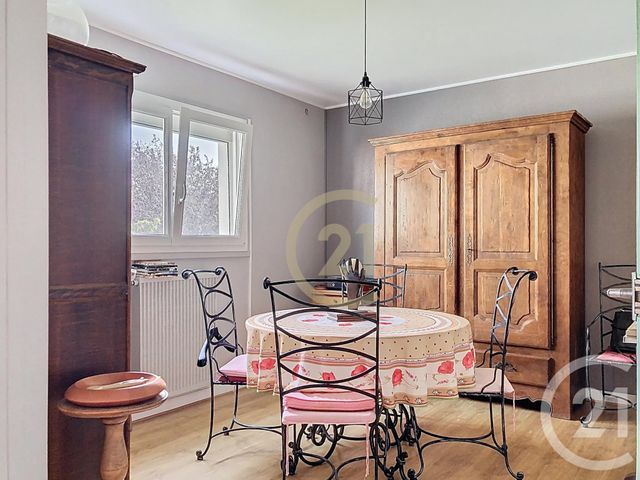 Appartement F4 à vendre - 5 pièces - 90.0 m2 - ROCHEFORT - 17 - POITOU-CHARENTES - Century 21 L'Arsenal