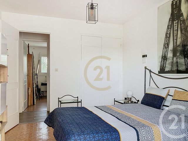 Appartement F4 à vendre - 5 pièces - 90.0 m2 - ROCHEFORT - 17 - POITOU-CHARENTES - Century 21 L'Arsenal