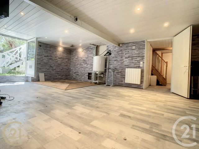 maison à vendre - 7 pièces - 182.0 m2 - PORT DES BARQUES - 17 - POITOU-CHARENTES - Century 21 L'Arsenal