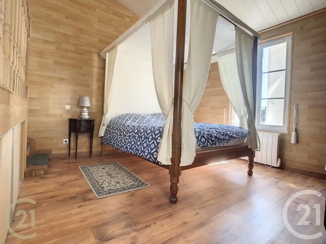 maison à vendre - 7 pièces - 182.0 m2 - PORT DES BARQUES - 17 - POITOU-CHARENTES - Century 21 L'Arsenal