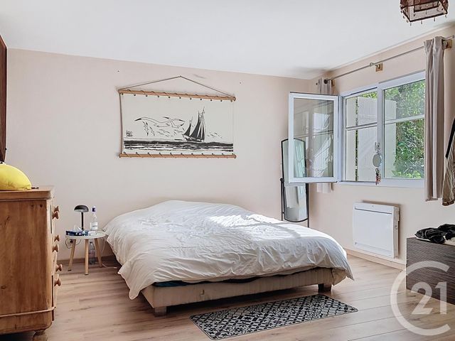 maison à vendre - 5 pièces - 134.0 m2 - PORT DES BARQUES - 17 - POITOU-CHARENTES - Century 21 L'Arsenal