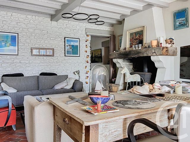 maison à vendre - 5 pièces - 134.0 m2 - PORT DES BARQUES - 17 - POITOU-CHARENTES - Century 21 L'Arsenal